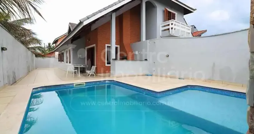 Casa à venda com piscina e 4 quartos em peruíbe, no bairro parque balneario oasis