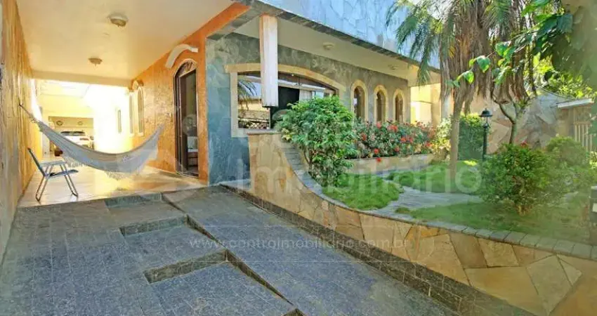 Casa com 4 quartos à venda no Balneário Stella Maris, Peruíbe 