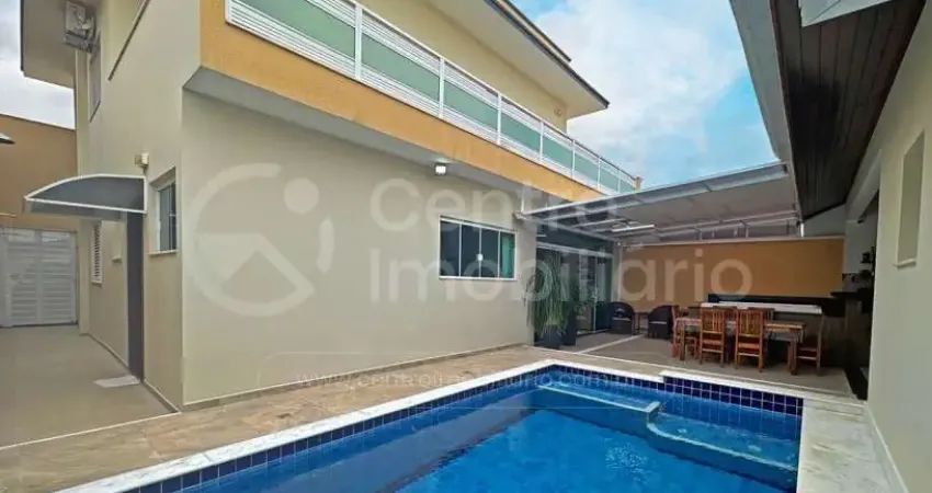 Casa à venda com piscina e 4 quartos em peruíbe, no bairro cidade nova peruíbe