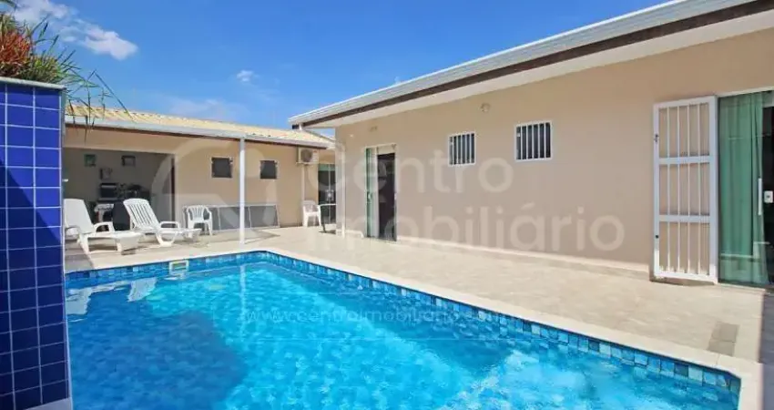 Casa à venda com piscina e 4 quartos em peruíbe, no bairro cidade nova peruíbe