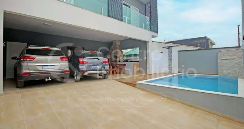 Casa à venda com piscina e 3 quartos em peruíbe, no bairro jardim três marias