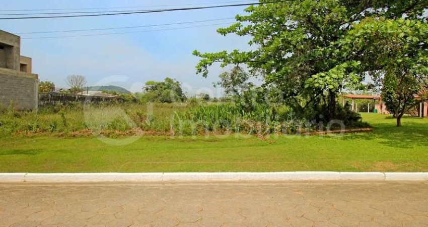 TERRENO à venda em Peruíbe, no bairro Bougainvillee V