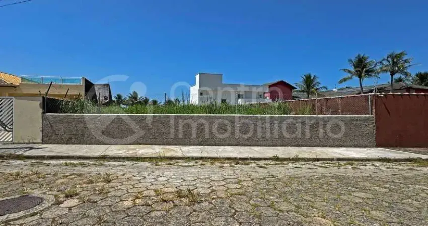 TERRENO à venda em Peruíbe, no bairro Jardim Três Marias