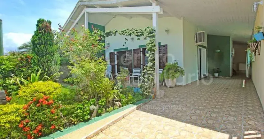 Casa à venda com 3 quartos em peruíbe, no bairro parque turistico