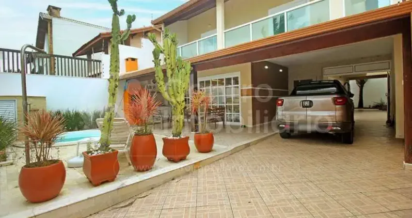 CASA à venda com piscina e 4 quartos em Peruíbe, no bairro Balneario Josedy