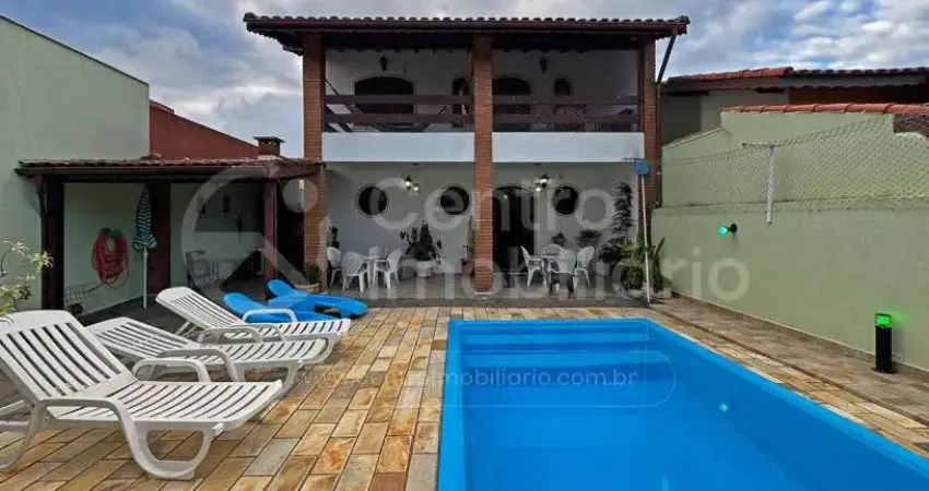Casa à venda com piscina e 5 quartos em peruíbe, no bairro parque balneario oasis