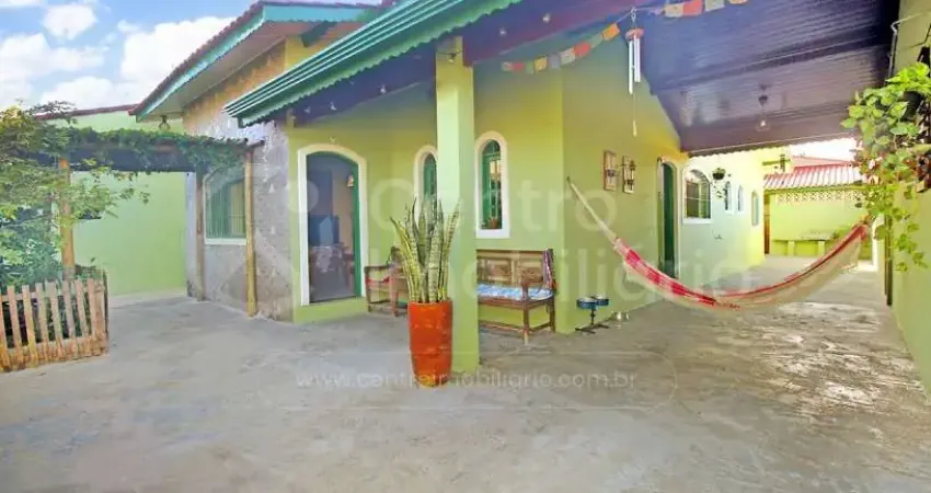 CASA à venda com 3 quartos em Peruíbe, no bairro Cidade Nova Peruíbe