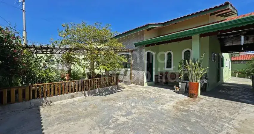 Casa à venda com 3 quartos em peruíbe, no bairro cidade nova peruíbe