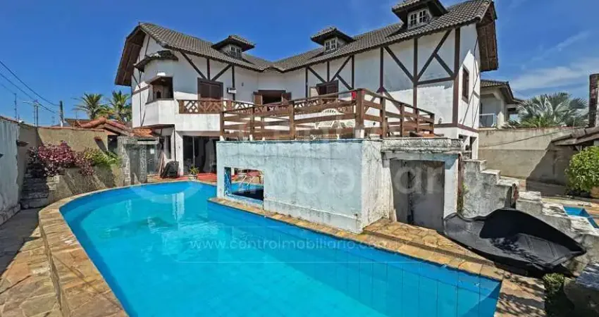 Casa à venda com piscina e 4 quartos em peruíbe, no bairro estancia sao jose