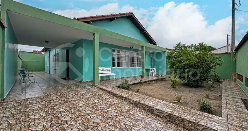 Casa à venda com 3 quartos em peruíbe, no bairro balneario sao joao batista