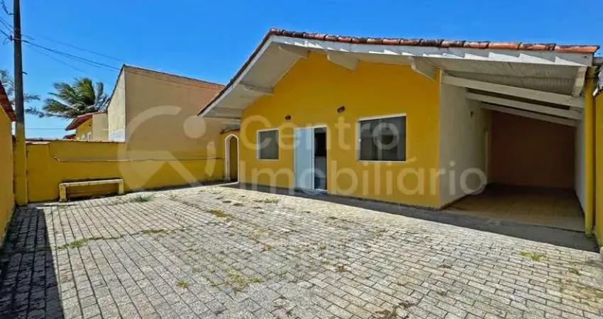 CASA à venda com 3 quartos em Peruíbe, no bairro Cidade Nova Peruíbe
