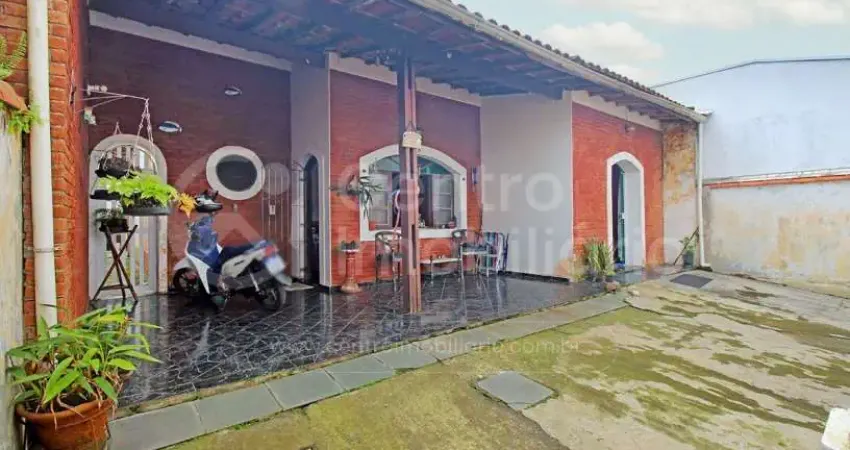 Casa à venda com 3 quartos em peruíbe, no bairro parque balneario oasis