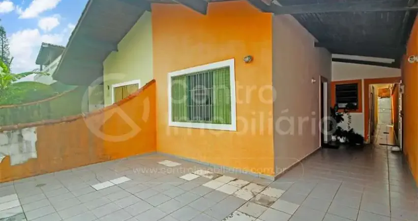 Casa à venda com 2 quartos em peruíbe, no bairro balneario arpoador