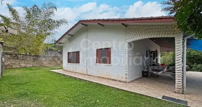 Casa à venda com 3 quartos em peruíbe, no bairro jardim dos prados