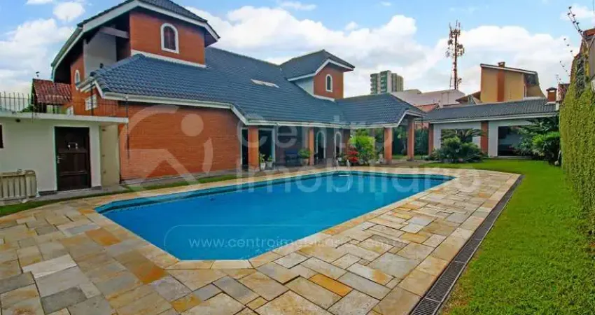 CASA à venda com piscina e 6 quartos em Peruíbe, no bairro Stella Maris
