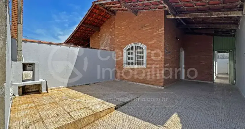 Casa à venda com 2 quartos em peruíbe, no bairro balneario arpoador