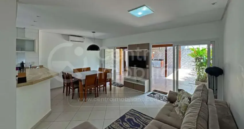 CASA à venda com 4 quartos em Peruíbe, no bairro Cidade Nova Peruíbe