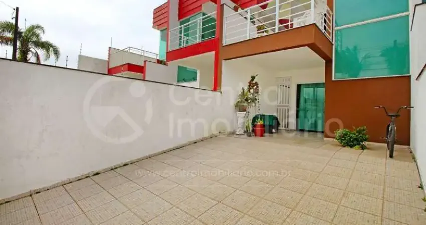 CASA à venda com 3 quartos em Peruíbe, no bairro Balneario Barra de Jangada