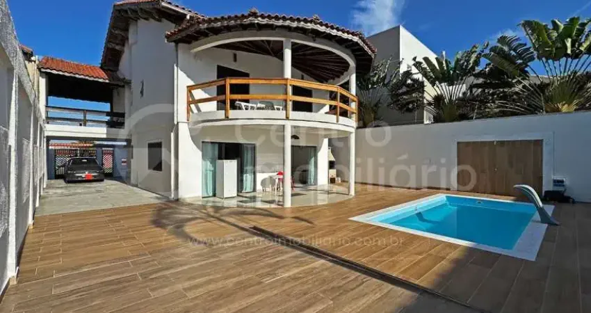 Casa à venda com piscina e 6 quartos em peruíbe, no bairro maria h novaes