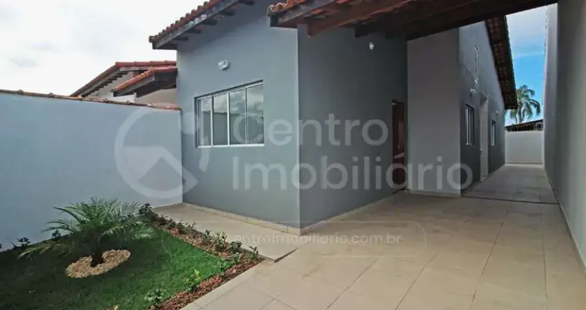 CASA à venda com 2 quartos em Peruíbe, no bairro Jardim Somar