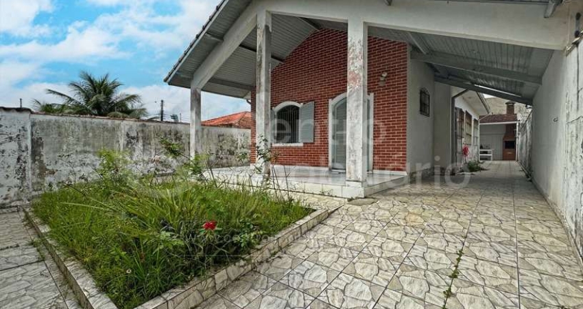 CASA à venda com 3 quartos em Peruíbe, no bairro Cidade Nova Peruíbe
