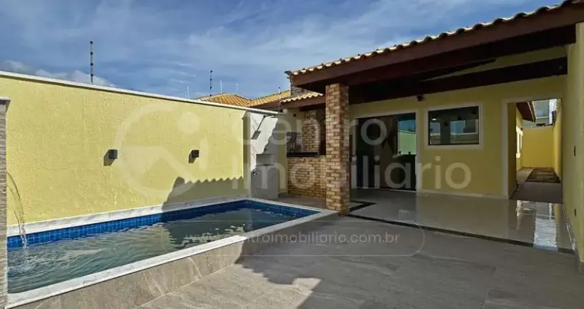 Casa à venda com piscina e 3 quartos em peruíbe, no bairro parque d aville