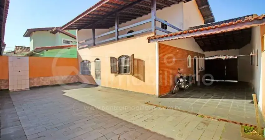 Casa à venda com 3 quartos em peruíbe, no bairro balneario sao joao batista