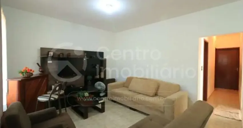 Casa à venda com 2 quartos em peruíbe, no bairro balneario sao joao batista