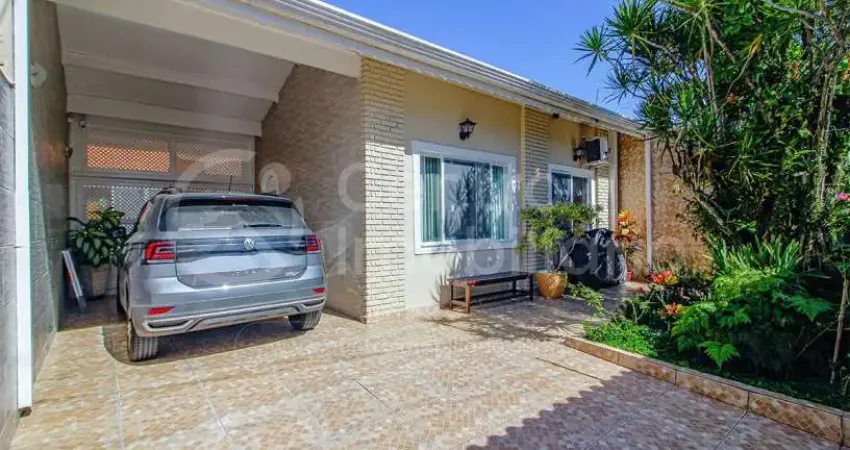 Casa com 2 quartos à venda no Centro, Peruíbe