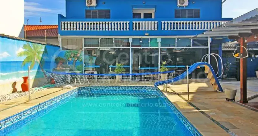 Casa à venda com piscina e 4 quartos em peruíbe, no bairro balneario florida