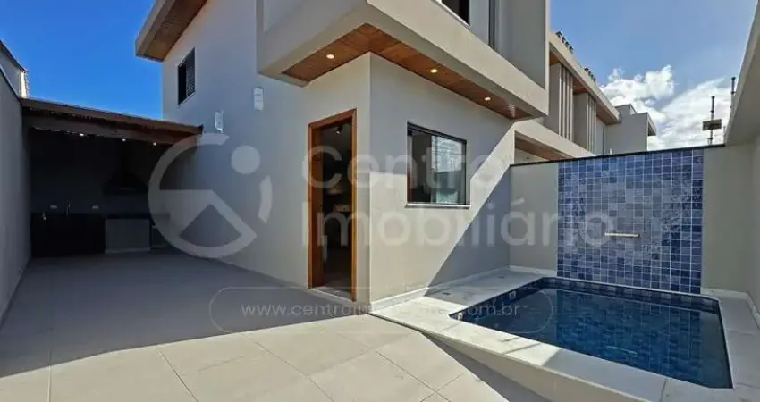 Casa à venda com piscina e 2 quartos em peruíbe, no bairro cidade nova peruíbe