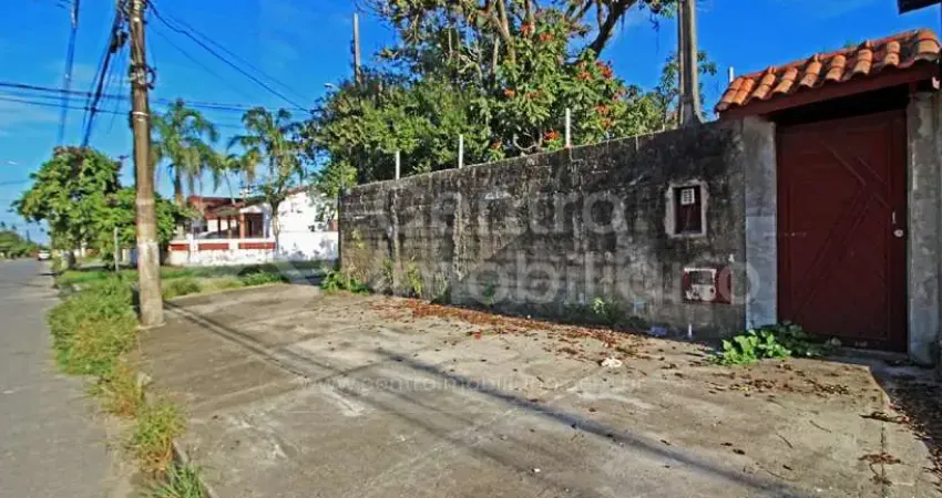 Terreno à venda em Arpoador, Peruíbe
