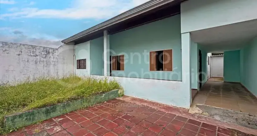 Casa à venda com 4 quartos em peruíbe, no bairro belmira novaes