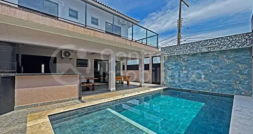 Casa à venda com piscina e 5 quartos em peruíbe, no bairro centro
