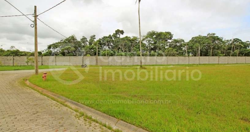 TERRENO à venda em Peruíbe, no bairro Residencial Bosque Três Marias
