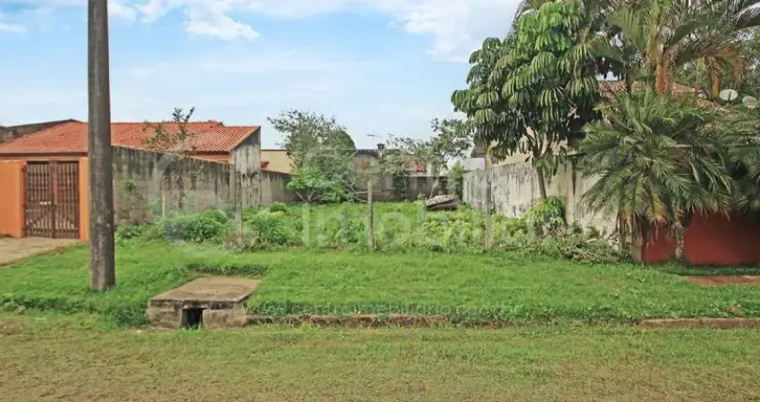 Terreno em condomínio fechado à venda no Jardim São Luis, Peruíbe