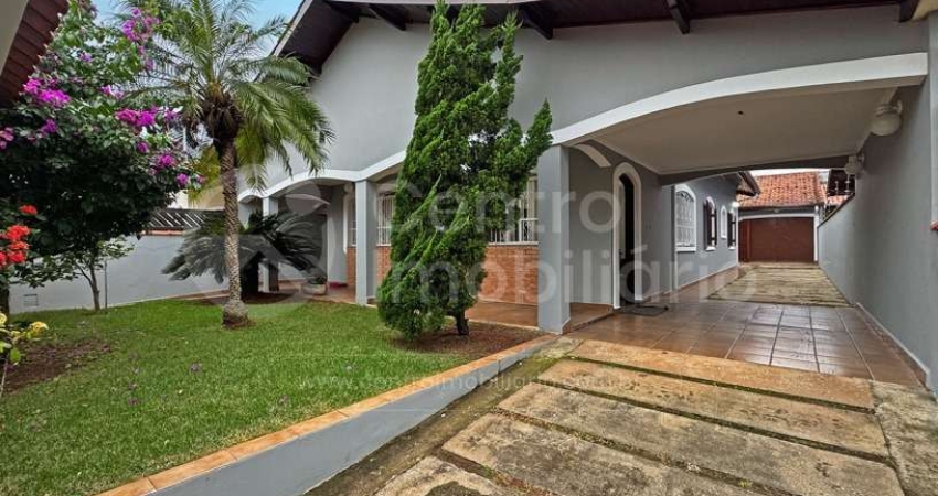 CASA à venda com 3 quartos em Peruíbe, no bairro Jardim Beira Mar