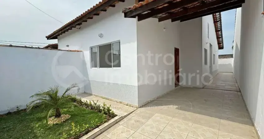 Casa com 2 quartos à venda no jardim Somar, Peruíbe