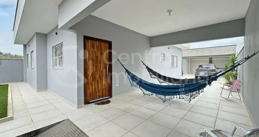 CASA à venda com 2 quartos em Peruíbe, no bairro Belmira Novaes