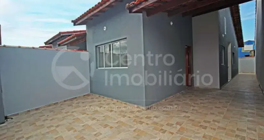 Casa com 2 quartos à venda no jardim Somar, Peruíbe