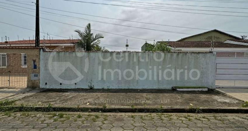 Terreno à venda no Centro, Peruíbe 