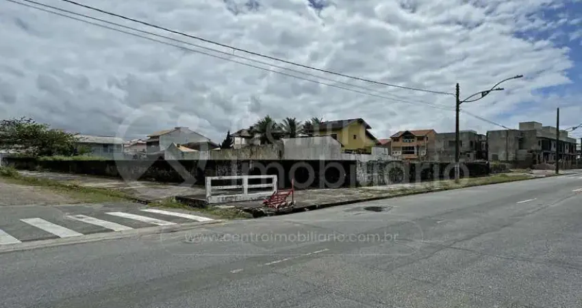 TERRENO à venda em Peruíbe, no bairro Estancia Sao Jose