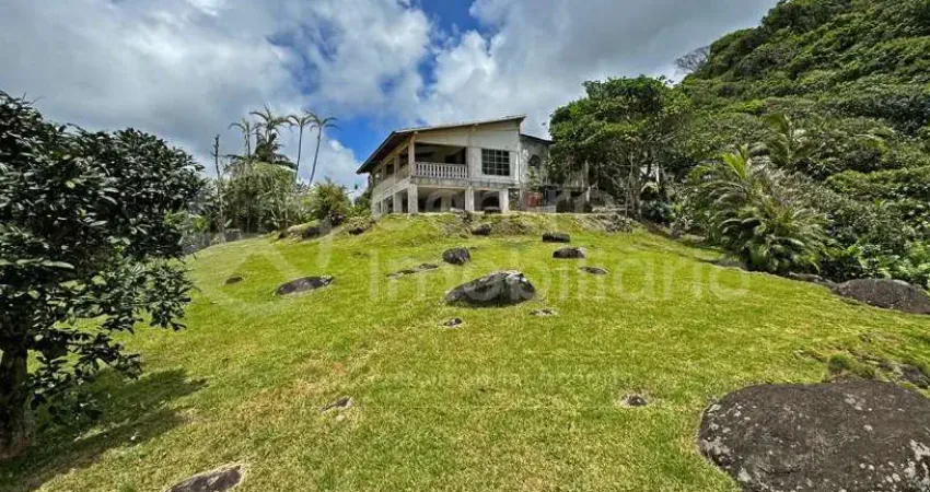 Casa à venda com 2 quartos em peruíbe, no bairro quinta do guarau