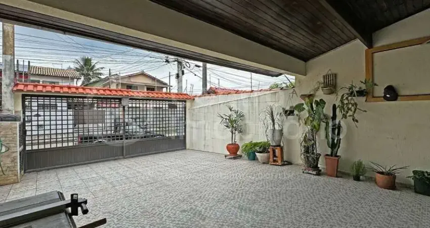 Casa à venda com 3 quartos em peruíbe, no bairro parque d aville