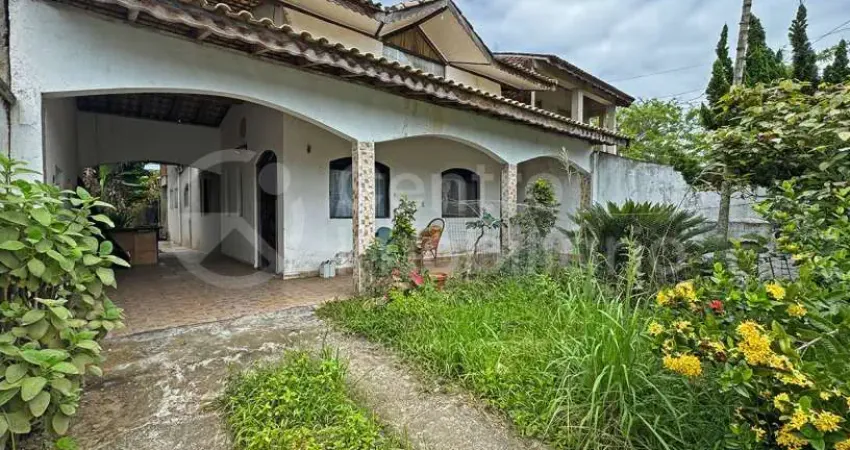 CASA à venda com 1 quartos em Peruíbe, no bairro Maria H Novaes