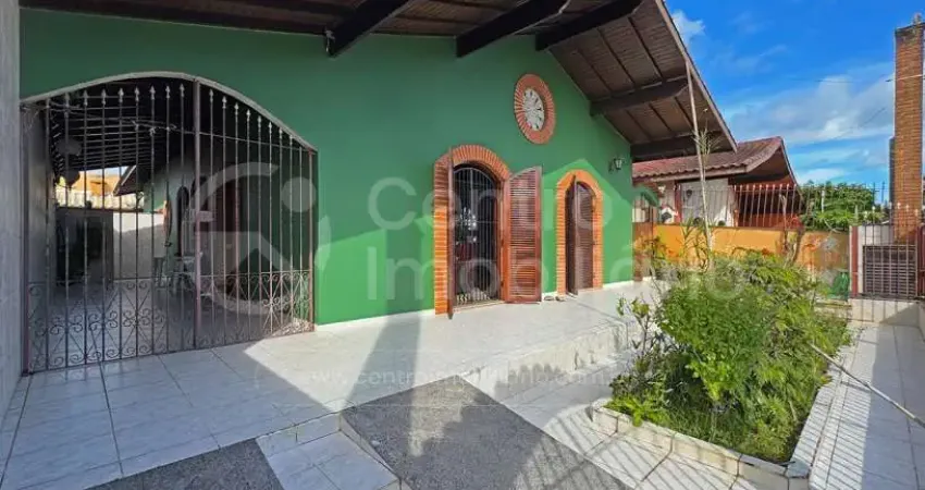 Casa à venda com 3 quartos em peruíbe, no bairro jardim imperador