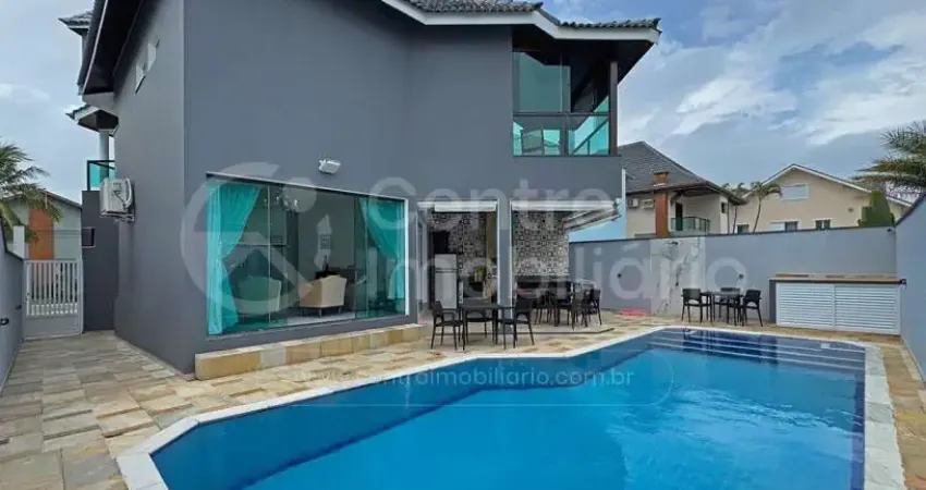 Casa à venda com piscina e 4 quartos em peruíbe, no bairro bougainvillee i