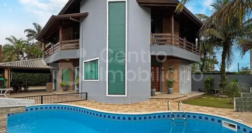 Casa à venda com piscina e 4 quartos em peruíbe, no bairro bougainvillee i