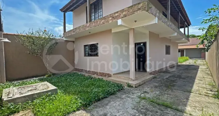 CASA à venda com 3 quartos em Peruíbe, no bairro Maria H Novaes