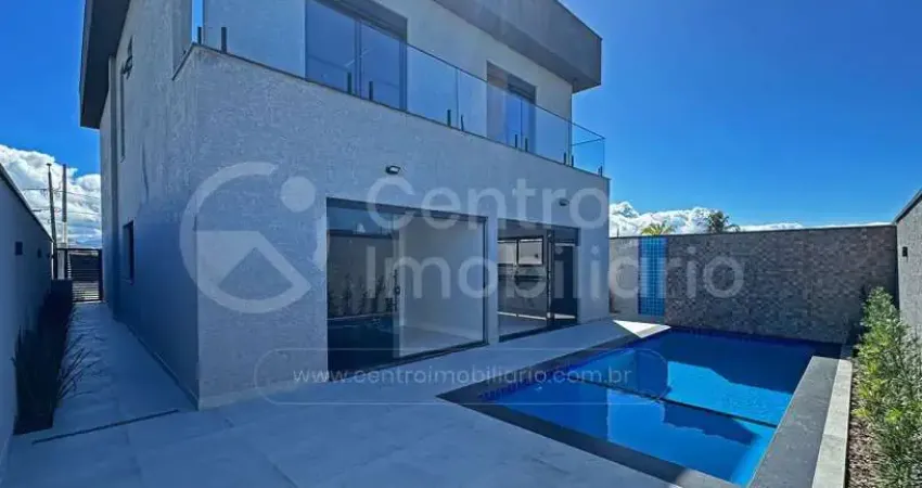 CASA à venda com piscina e 4 quartos em Peruíbe, no bairro Residencial Flora Rica